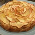 ゆめのすけです's cooksnap of when they made おもてなし♥️りんごとバナナの薔薇ケーキ.