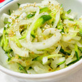 U☆kaoru's cooksnap of when they made 新玉ねぎときゅうりのナムル【作り置き】.