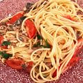 Eire's cooksnap of when they made イワシ缶とトマトのパスタ.
