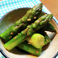お山のエイ's cooksnap of when they made 簡単に！定番のアスパラのごま和え♡.