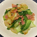 Ｒ３２ＧＴＲ's cooksnap of when they made 青梗菜とベーコンの炒め.