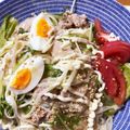 sakuradesu's cooksnap of when they made 豚しゃぶのピリ辛サラダうどん.