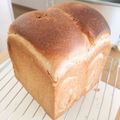 あだつ's cooksnap of when they made 全粒粉入りの角食パン（生地作りはHBで）.