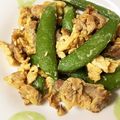 YUZU8120's cooksnap of when they made スナップエンドウと卵のオイマヨ豚肉炒め.