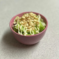 ＊なみへい＊'s cooksnap of when they made 揚げ玉とレタスのめんつゆマヨネーズサラダ.