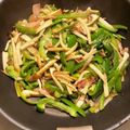 ありりりす's cooksnap of when they made エリンギとベーコンのガリバタ炒め.