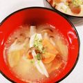 みぽぽ37's cooksnap of when they made 鶏肉の洋風味噌汁.