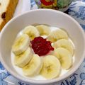 ☆あいちゃん's cooksnap of when they made ヨーグルトにバナナ＆ジャム♪.