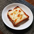 もふもふクロさん's cooksnap of when they made パンでチーズトーストinメープルシロップ.