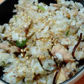 ちかﾁｬﾝ☆'s cooksnap of when they made 混ぜるだけで絶品☆さば缶梅しそごはん。.