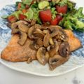 クックYS50's cooksnap of when they made 小躍りしちゃうサーモンのムニエル.