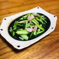ねっちゃんっ's cooksnap of when they made お弁当に♥小松菜とベーコンの炒め物.