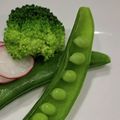 チョコママ★'s cooksnap of when they made スナップエンドウ豆の片側並び飾り.
