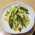 ラリー＆サラ's cooksnap of when they made アスパラガスとチーズのスクランブルエッグ.