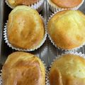 お茶づ's cooksnap of when they made ノンオイル・ヨーグルト・基本のマフィン.