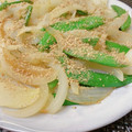 ☆３匹の子ぶた☆'s cooksnap of when they made スナップえんどう＆新玉ねぎの甘辛みそ炒め.