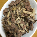 ☆hiroppy☆'s cooksnap of when they made 牛肉ときのこのガーリックマヨ醤油炒め.