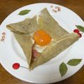 dfy12q's cooksnap of when they made 簡単☆HMでガレット風目玉焼き*^^*.
