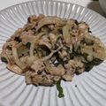 fu♪♪'s cooksnap of when they made 豚こま切れ肉の大葉梅肉めんつゆ炒め.
