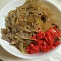 ラムオmemasak's cooksnap of when they made 満腹満足！糸こん入りつゆだく牛丼♪.