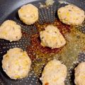 1035's cooksnap of when they made まな板不要！ふんわり簡単♪豆腐ハンバーグ.