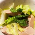 ねこねこさーん's cooksnap of when they made キャベツとチンゲン菜の魚肉ソーセージ炒め.