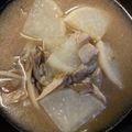 ˚✧₊⁎ゆう˚✧₊⁎'s cooksnap of when they made 舞茸と大根の味噌汁.