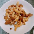 しばちゃそ's cooksnap of when they made しめじだけのバタポン炒め.