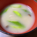檸檬パン's cooksnap of when they made 簡単！アスパラぶなぴーのお味噌汁.