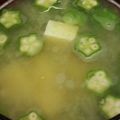 ヨシヨッシー's cooksnap of when they made 豆腐とオクラのお味噌汁.