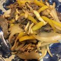 Karikari苺's cooksnap of when they made お家にある調味料で牛肉のオイスター炒め♡.