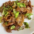 naopreza's cooksnap of when they made 豚肉と野菜のピリ辛炒め.