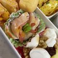 さんちゃん（╹◡╹）'s cooksnap of when they made 餃子の皮とハムでお花＊お弁当に＊.