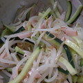 甘党ですが's cooksnap of when they made 胡瓜ともやしとハムの中華サラダ.
