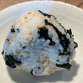 Yokchina's cooksnap of when they made わかめとゴマのおにぎり.