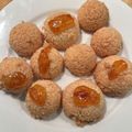 whitebear's cooksnap of when they made 材料３つ☆ココナツ・マカロン.