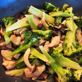 マコミコ's cooksnap of when they made 簡単！激ウマ！鶏ささみブロッコリー炒め♪.