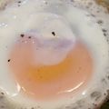ひぃちゃんひー's cooksnap of when they made きれいに出来る♡目玉焼き.