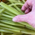 らむちびた's cooksnap of when they made ふきの下処理と保存.