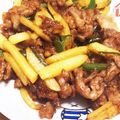 クック8WGPUO☆'s cooksnap of when they made じゃがいもで( ￣▽￣)青椒肉絲～♪.