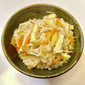 azbjbn's cooksnap of when they made えのきたけと人参の炊き込みごはん.