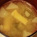 ヨシヨッシー's cooksnap of when they made 大根と油あげの味噌汁.