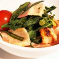 リトル♡ミッシー's cooksnap of when they made 春菊・・・炒めるだけで美味しいよ!!.