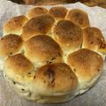 やまがーる＊ぽん's cooksnap of when they made もちもち!チーズセサミの手捏ねちぎりパン.