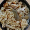 クック15IKX4☆'s cooksnap of when they made 鶏モモとゴボウの味噌炊き込みご飯.