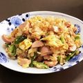 居酒屋まるみ's cooksnap of when they made 魚肉ソーセージとピーマンの炒飯.
