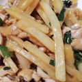 でりーK's cooksnap of when they made 豚肉とじゃがいもとニラのオイスター炒め.
