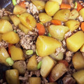 GOGO料理人's cooksnap of when they made 新じゃがの甘辛そぼろあん【作り置き】.