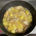 亀ちゃん７７'s cooksnap of when they made 味付け簡単！鶏手羽元とじゃが芋の煮物.