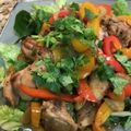 saki1010's cooksnap of when they made 食欲増進！鶏肉とパプリカのカレー醤油炒め.
